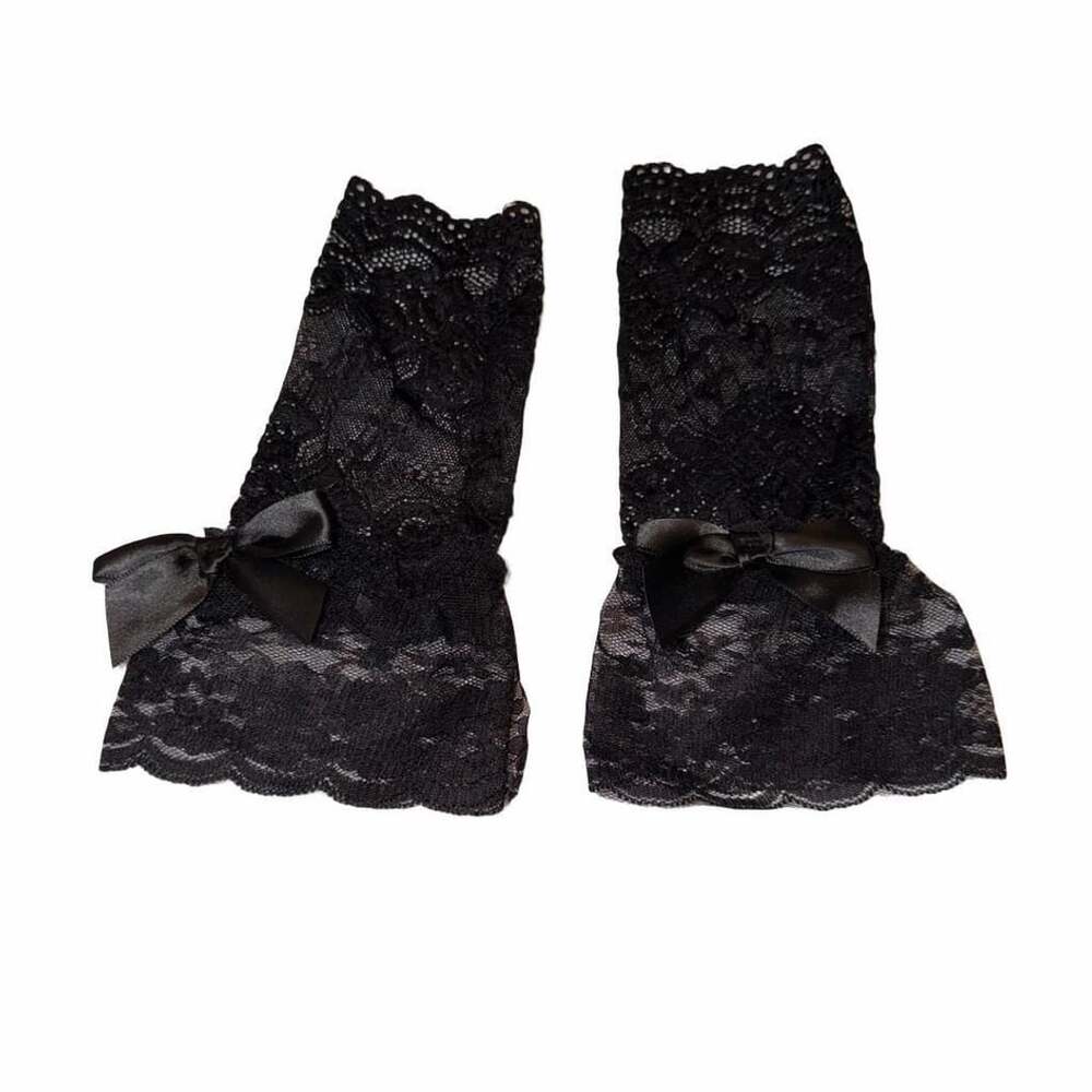 Black Lace Sleeveless Gloves